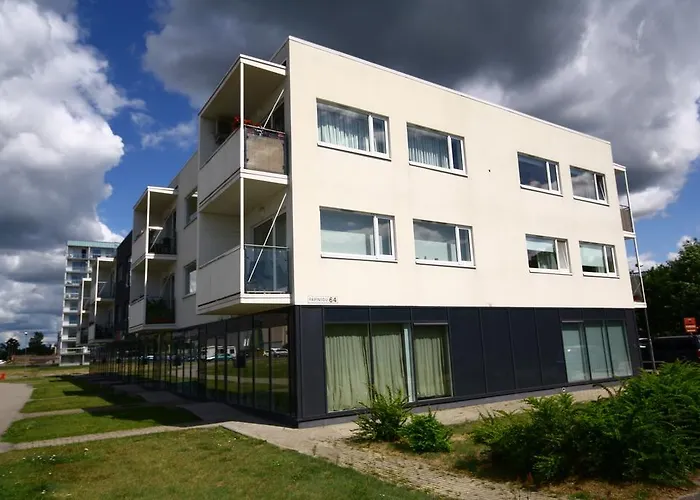 Chelsea Papiniidu 64 Apartment Parnu